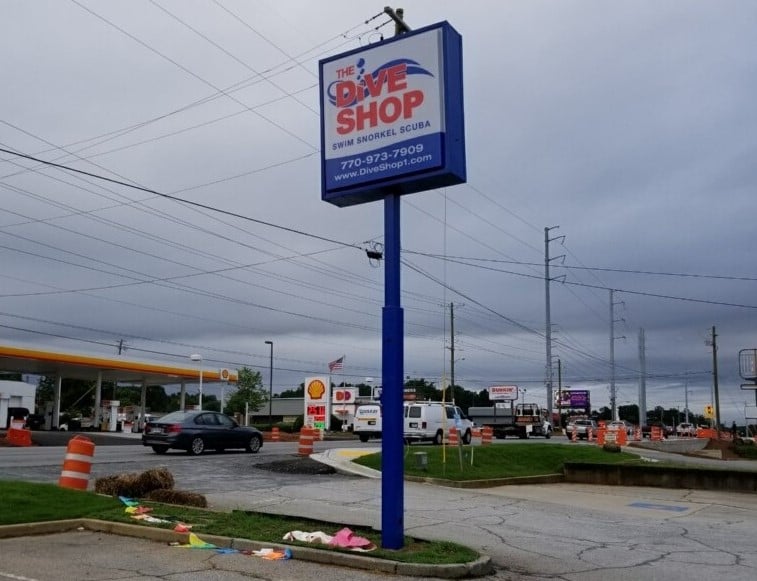Post and Panel Signs - Very Visible Signs